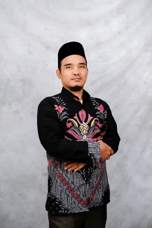 H.HENDRIK SIREGAR,LC.,MHi