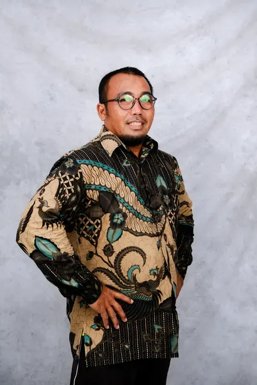 DONI PASARIBU,S.Pd