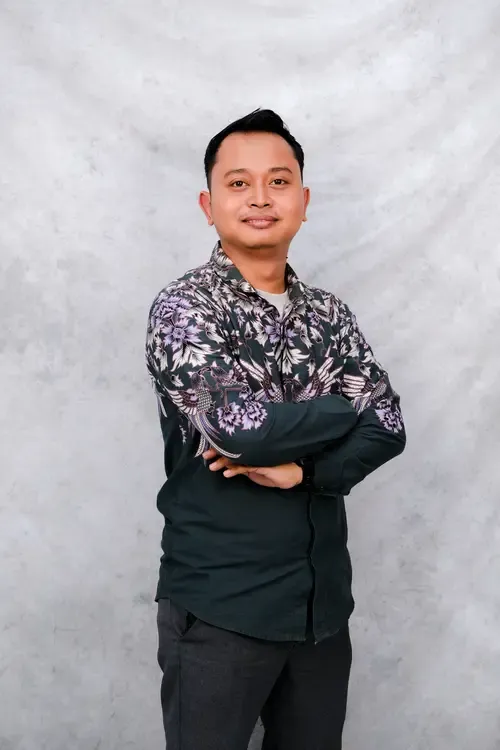 MAULANA TRI AGUNG,S.Pd.,M.Si